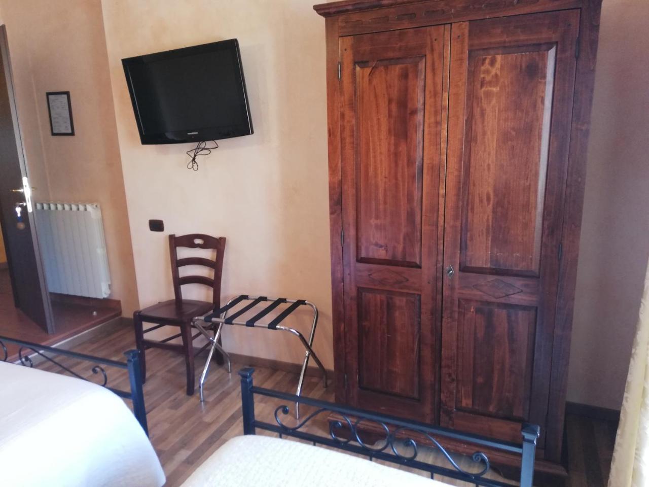 Relais Maria Luisa Locazione Turistica Di Simona Capaccio Bed & Breakfast Fiumicino Exterior photo